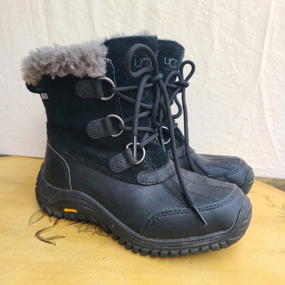 UGG Australia Ostrander US 5 Black Suede Waterproof Winter Lace‎ Up Snow Boots